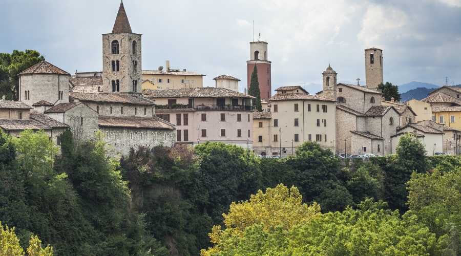 Hidden Gems of Italy - Ascoli Piceno city of 100 towers - Travelbooq